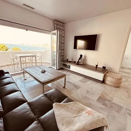 Apartamento En Puerto Marina Apartment
